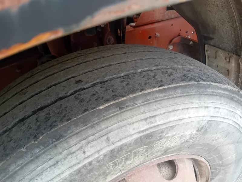 Camion Mercedes 1414 Benne Benne arrière