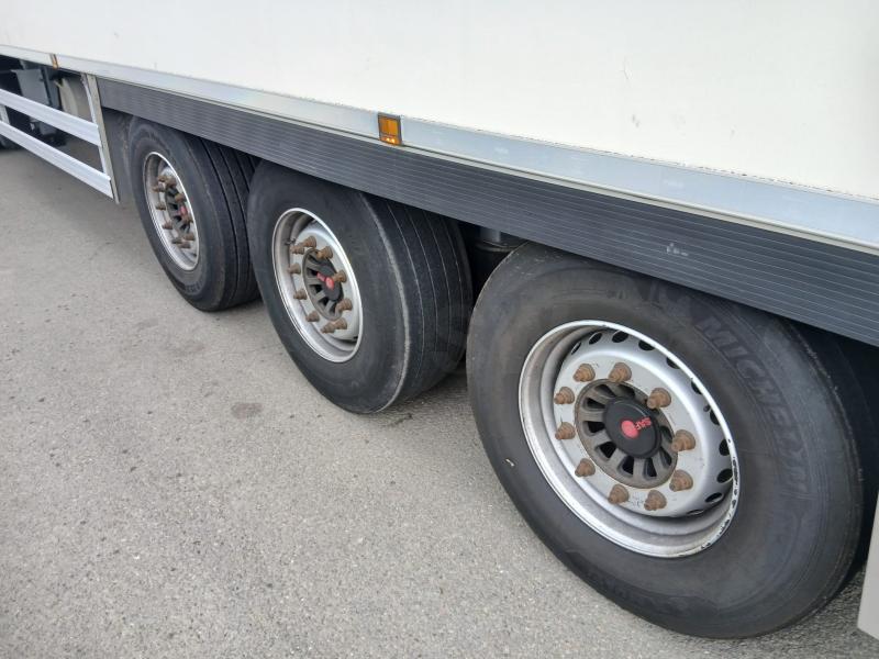 Semi-remorque Chereau Frigo Mono température