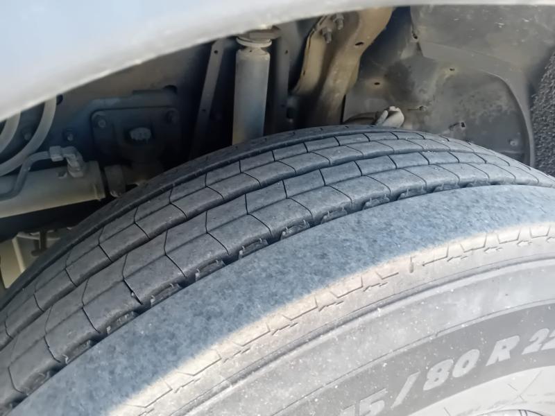 Engin de voirie Scania P 320 Camion benne à ordures ménagères