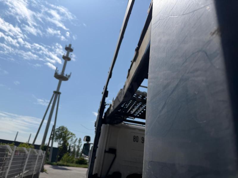 Camion remorque Scania P 450 Porte voitures