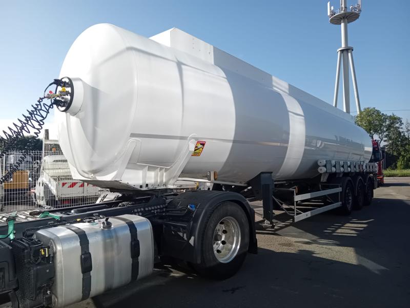Semi-remorque Magyar Citerne Hydrocarbures