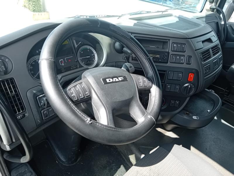 Tracteur DAF XF 460