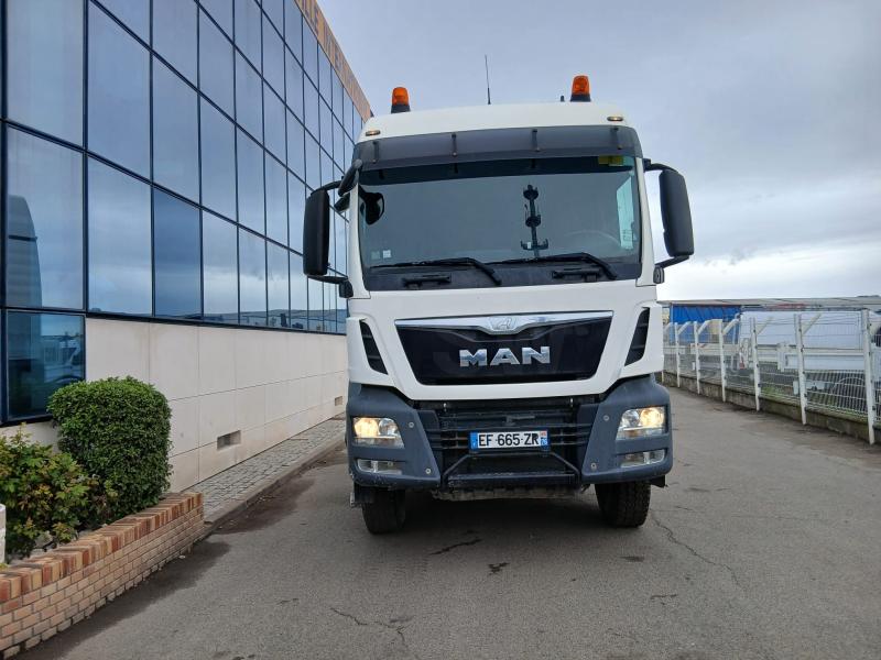 Tracteur MAN TGS 18.440