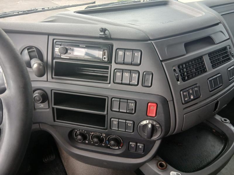 Tracteur DAF XF 460