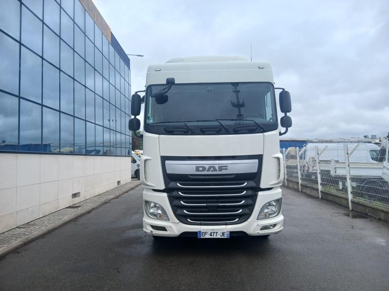 Tracteur DAF XF 460