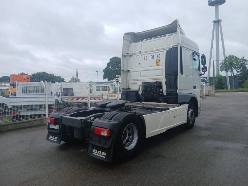 Tracteur DAF XF 460