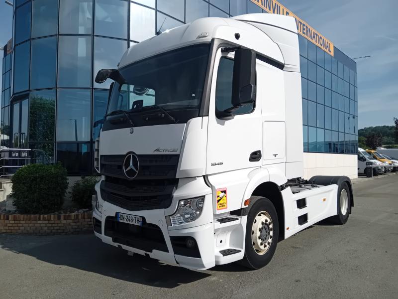 Tracteur Mercedes Actros 1845