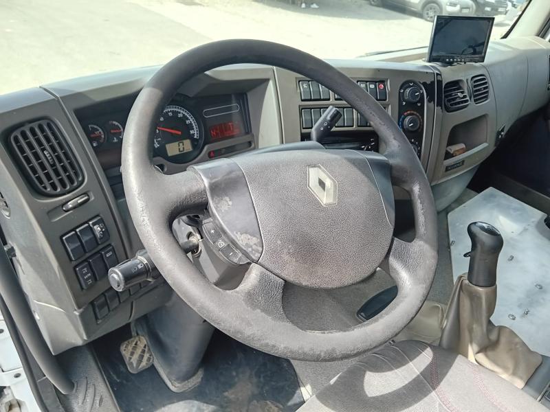 Camion Renault Premium 320 DXI Citerne Hydrocarbures