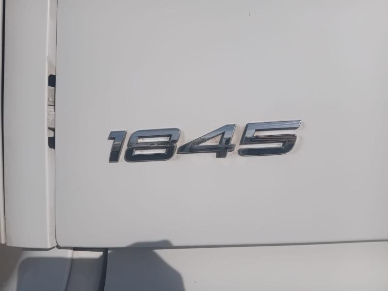 Tracteur Mercedes Actros 1845