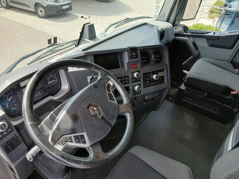 Tracteur Renault Gamme T 520