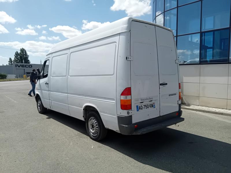 Utilitaire Mercedes Sprinter 208 D Fourgon Fourgon tôlé