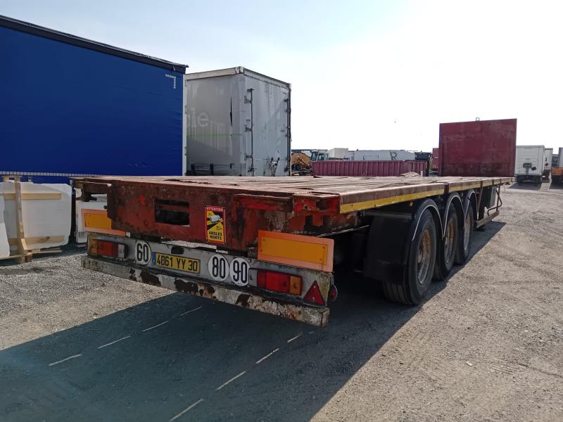 Semi-remorque Fruehauf Plateau