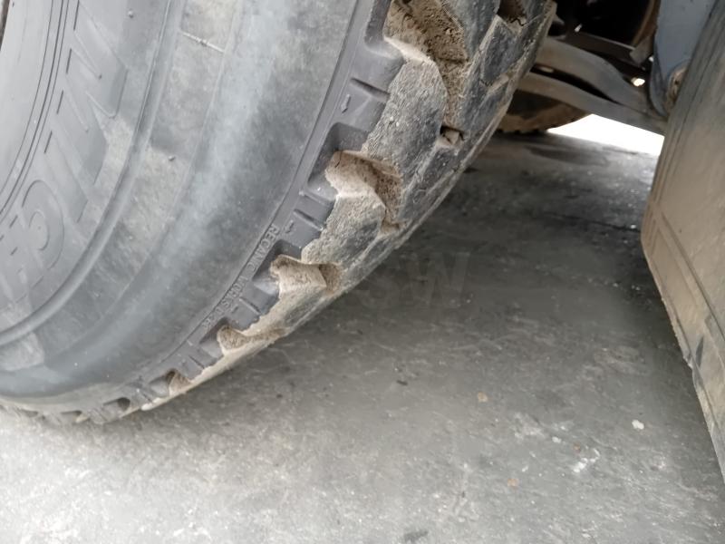 Engin de voirie Scania P 320 Camion benne à ordures ménagères