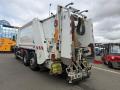 Engin de voirie Scania P 320 Camion benne à ordures ménagères