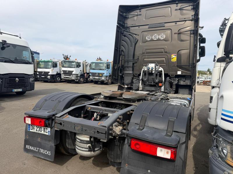 Tracteur Renault Gamme T 520