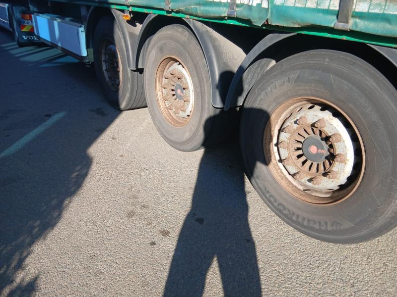 Semi-remorque Lecitrailer Bâché Rideaux coulissants (PLSC)