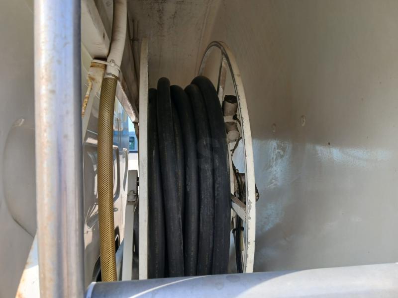 Camion Renault Midlum 210 Citerne Hydrocarbures