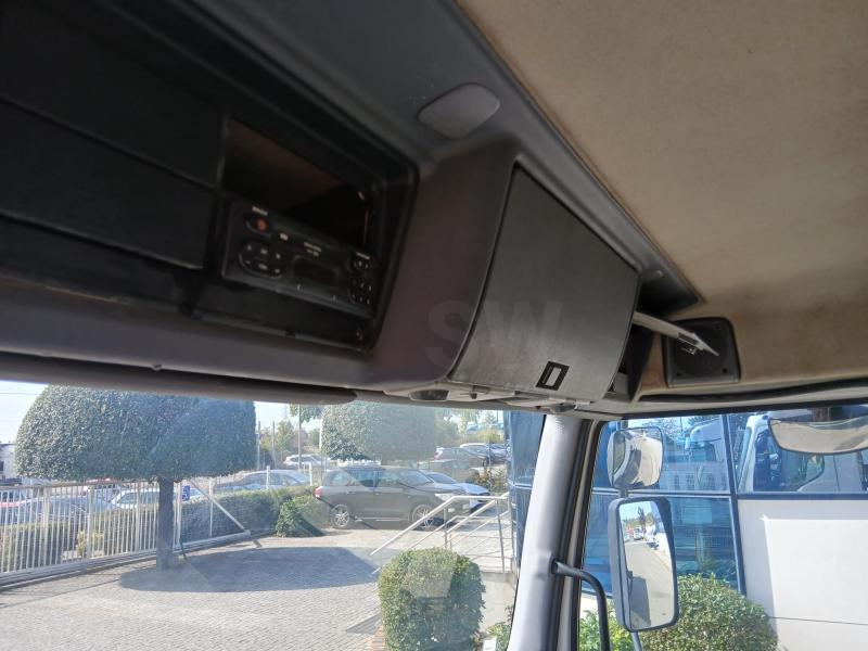 Camion Renault Midlum 210 Citerne Hydrocarbures