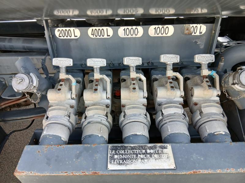 Camion Renault Midlum 210 Citerne Hydrocarbures