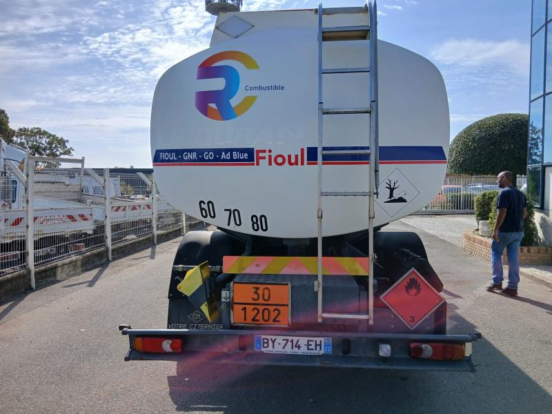 Camion Renault Midlum 210 Citerne Hydrocarbures