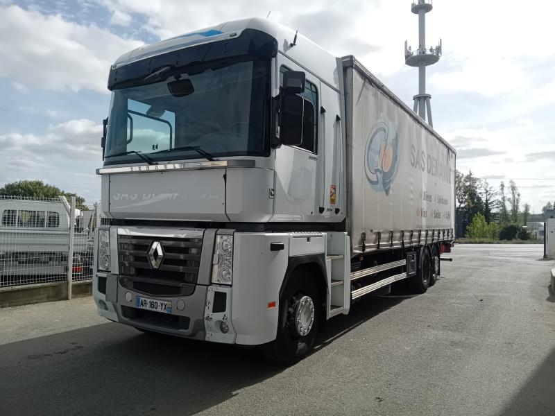Camion Renault Magnum 480 DXI Fourgon
