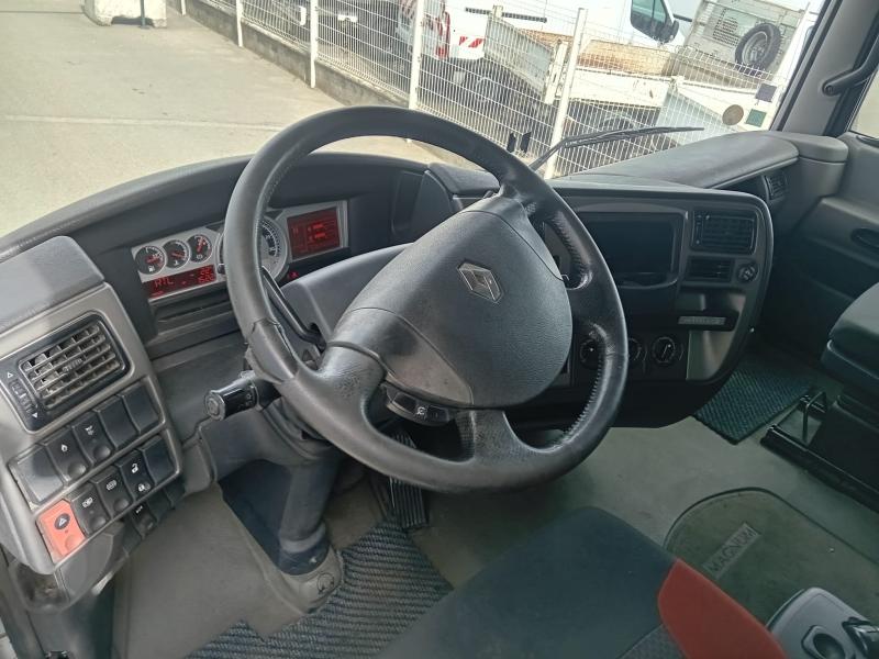 Camion Renault Magnum 480 DXI Fourgon