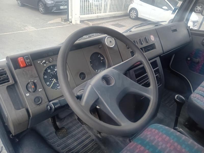 Camion Mercedes 709D Citerne Hydrocarbures