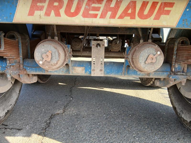 Semi-remorque Fruehauf Benne Benne TP