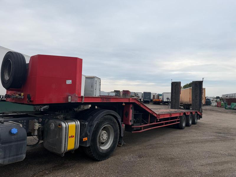 Semi-remorque Actm Porte engins