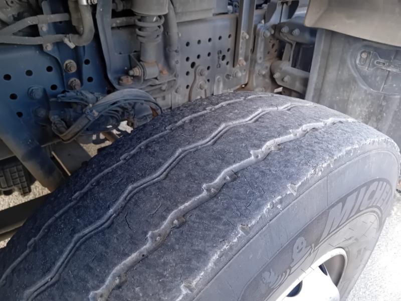 Camion Mercedes Arocs 2636 Benne Bi-benne