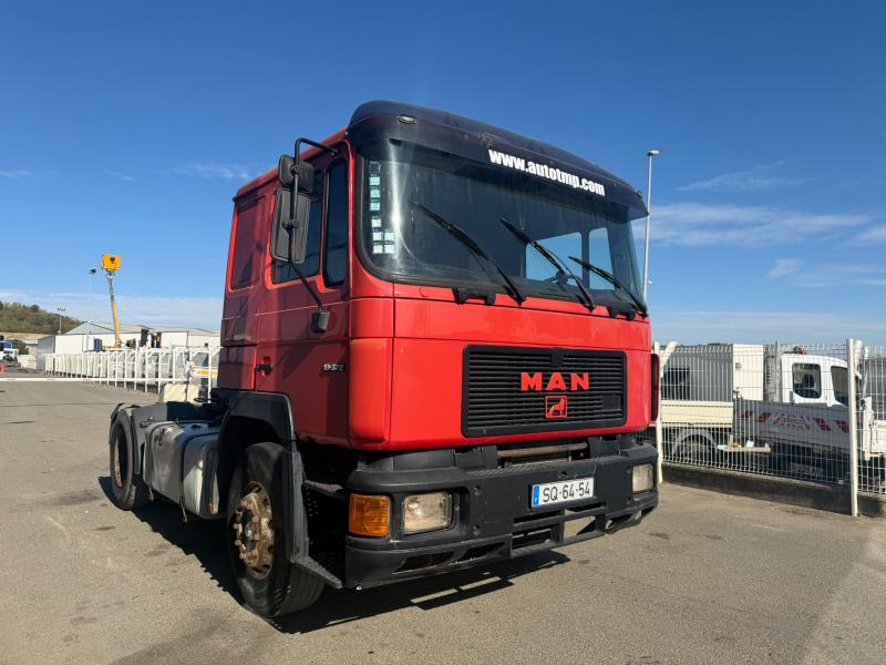 Tracteur MAN 19.372