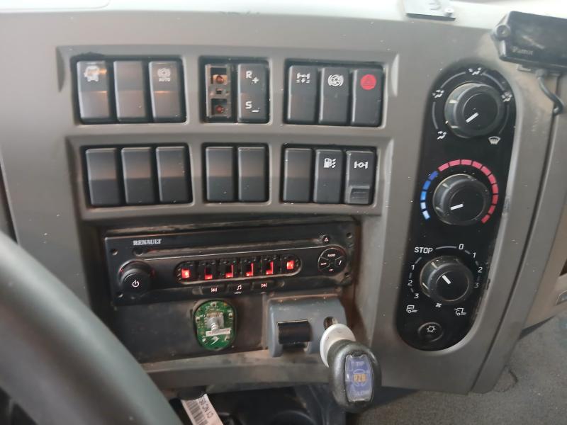 Tracteur Renault Kerax 500 DXI