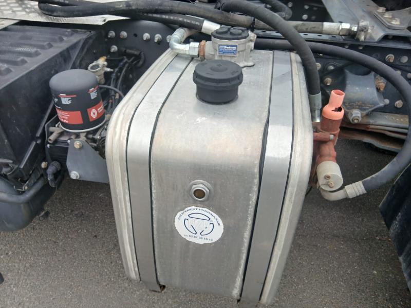 Tracteur Renault Kerax 500 DXI