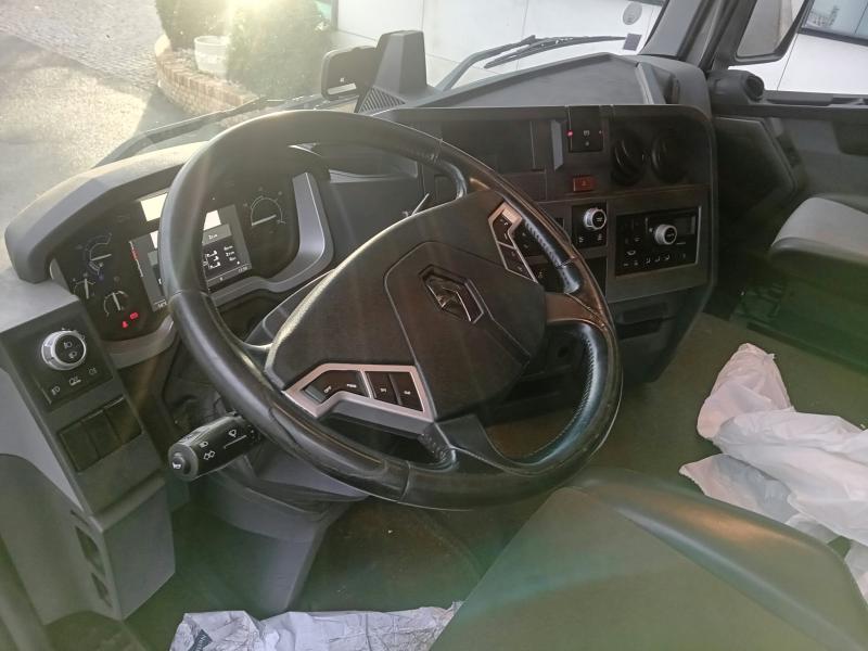 Tracteur Renault Gamme T 520