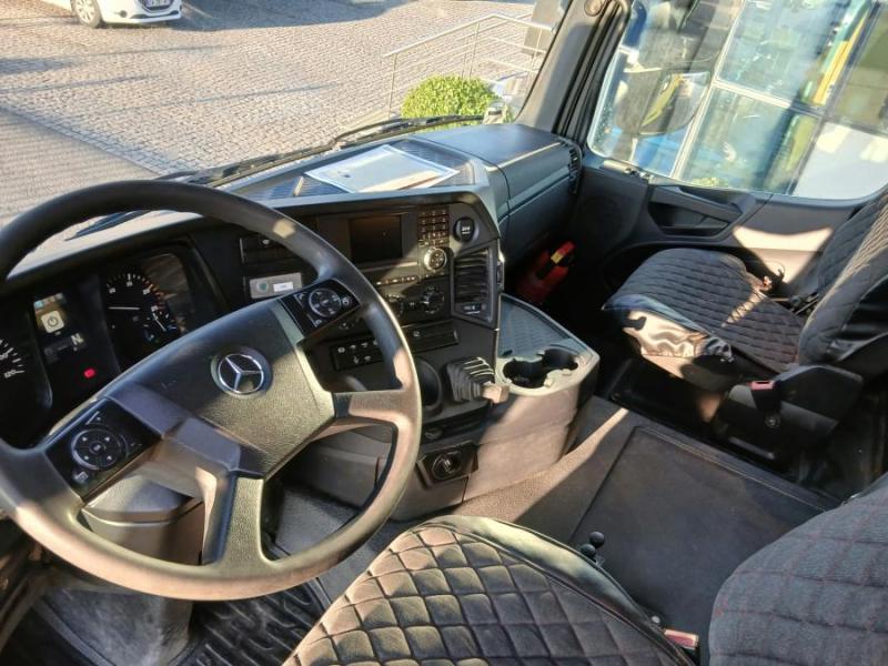 Camion Mercedes Arocs 4151 Benne Benne arrière