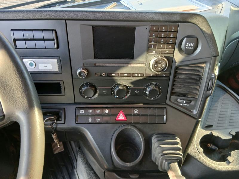 Camion Mercedes Arocs 4151 Benne Benne arrière