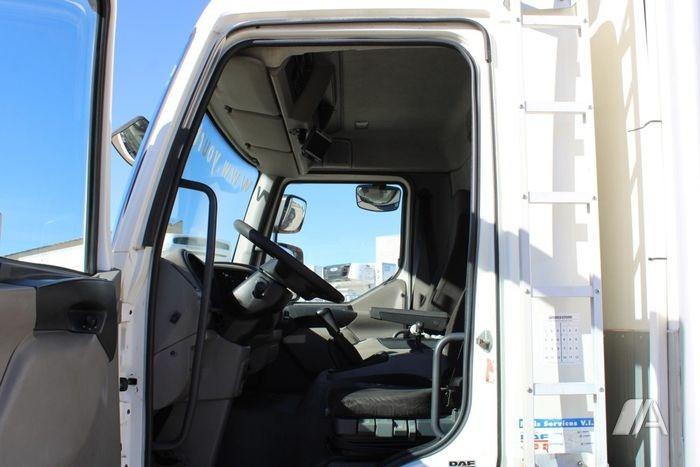 Truck DAF LF55 300