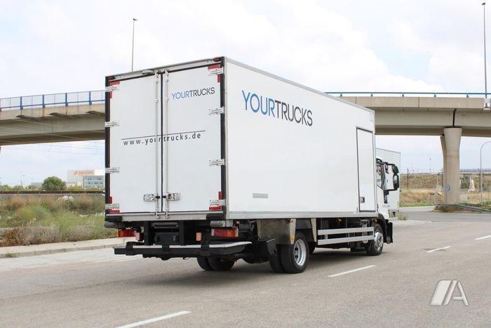 vrachtwagen Iveco Eurocargo ML 120 E 18