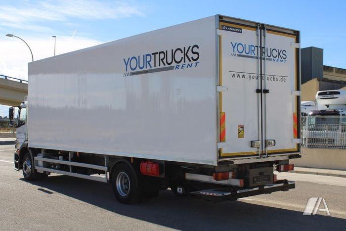 Truck Mercedes Axor 1833