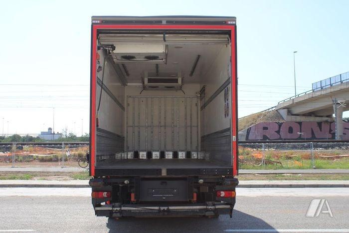 Truck Renault Premium 270 DXI