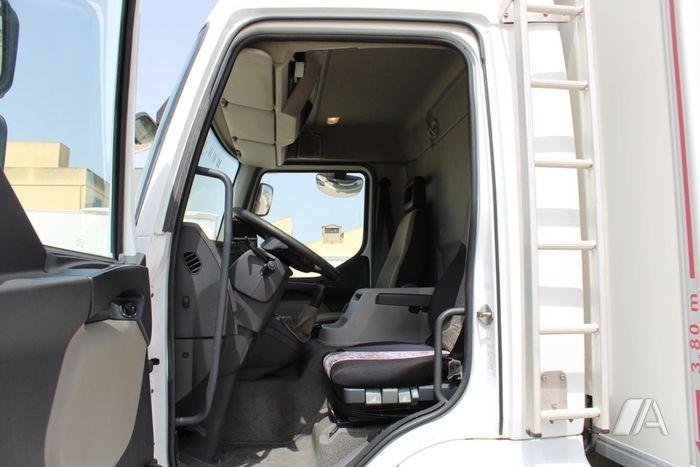 Truck Renault Midlum 220 DXI