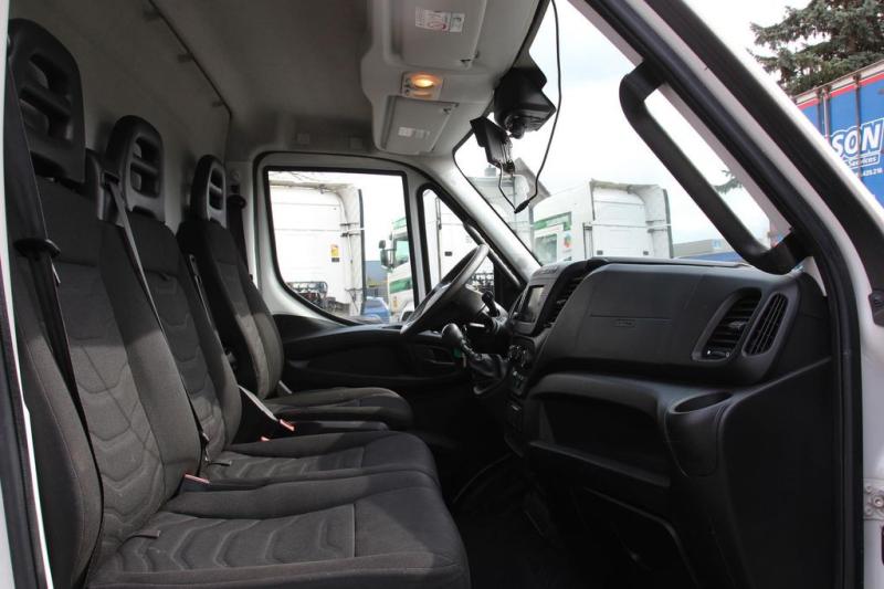 Truck Iveco Daily