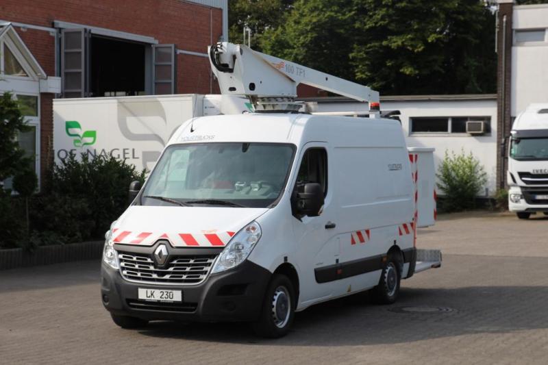 samochód dostawczy Renault Master