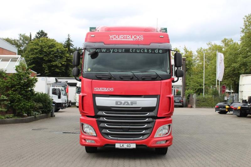 Camión remolque DAF XF460