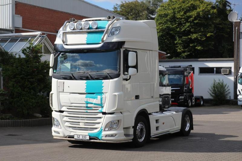 Cabeza tractora DAF XF