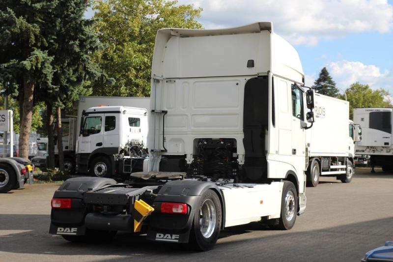 Cabeza tractora DAF XF