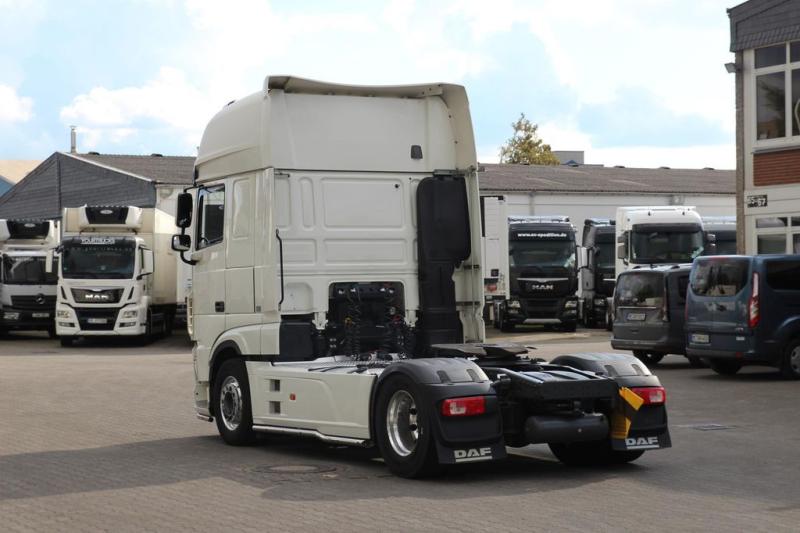 Cabeza tractora DAF XF