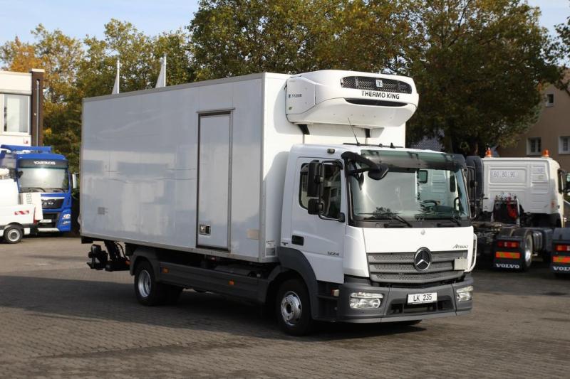 vrachtwagen Mercedes Atego