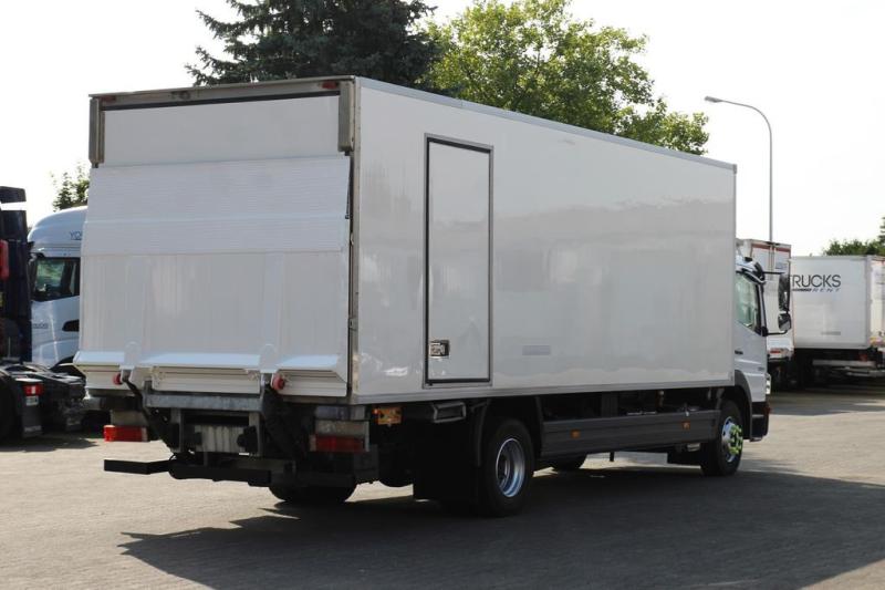 vrachtwagen Mercedes Atego