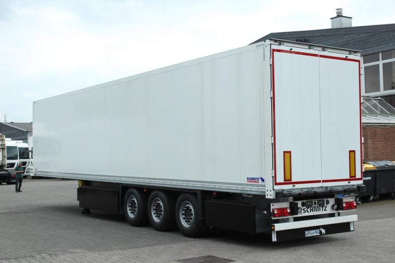 Semi-trailer Schmitz Cargobull Koffer  /DS /Liftachse /4x Pal.-Kasten /NEU !